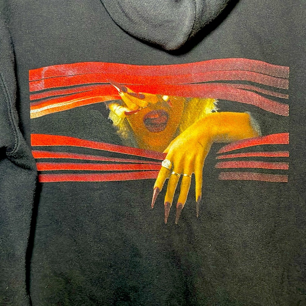 Mens Graphic Hoodie Not Sure of Brand Size Medium